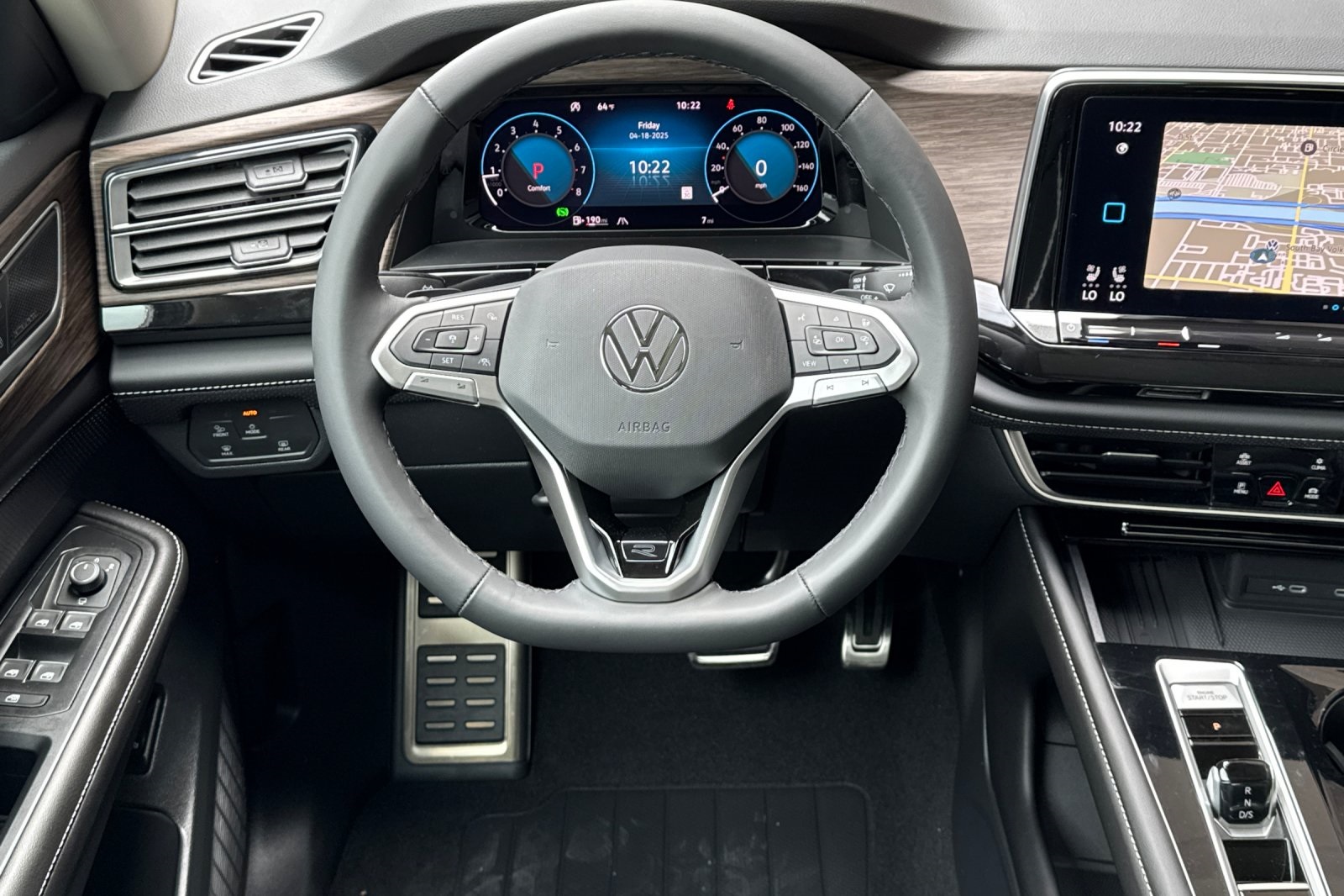 Vehicle image 12 of 25
