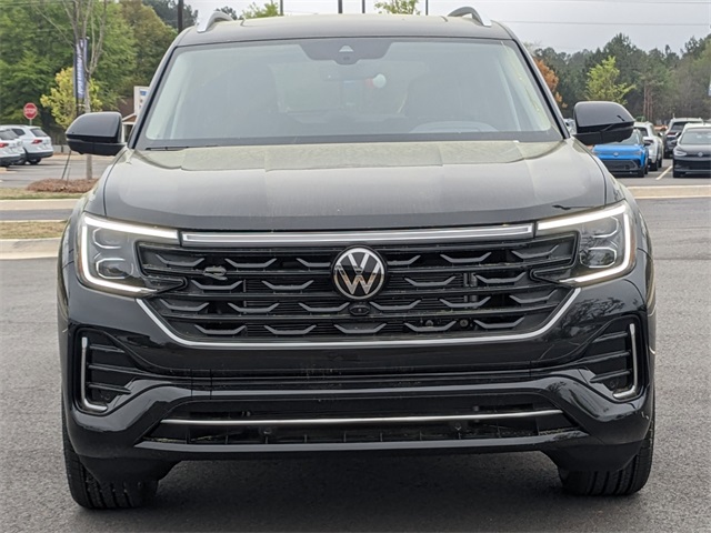 Vehicle image 2 of 30