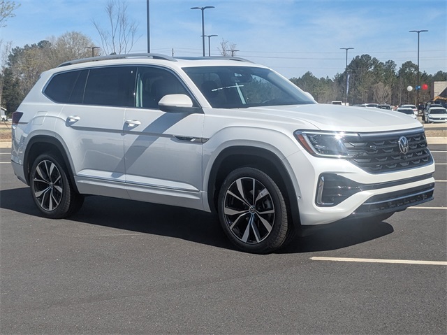 Vehicle image 5 of 65