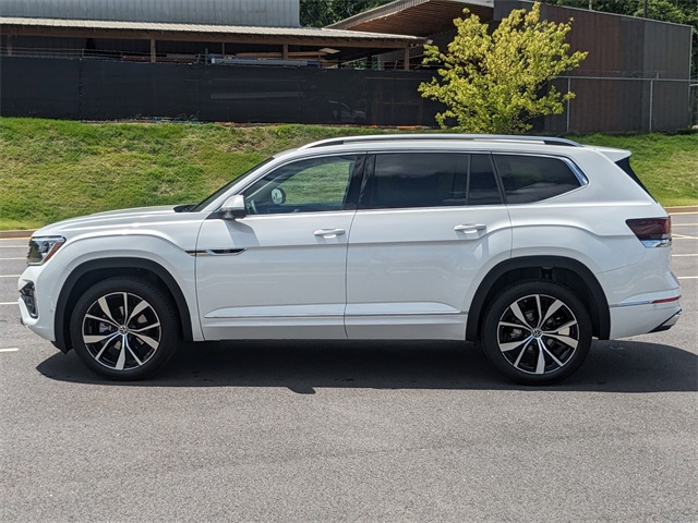 Vehicle image 8 of 29