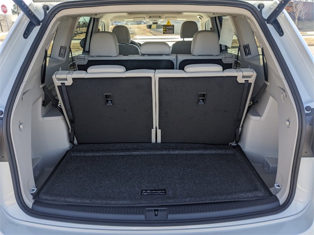 Vehicle image 12 of 31