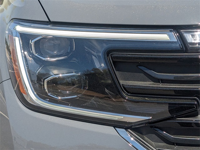 Vehicle image 41 of 63