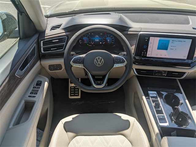 Vehicle image 26 of 63