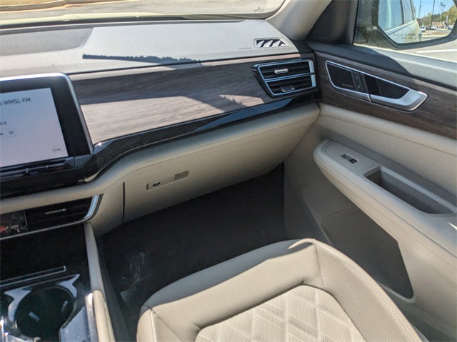 Vehicle image 50 of 63