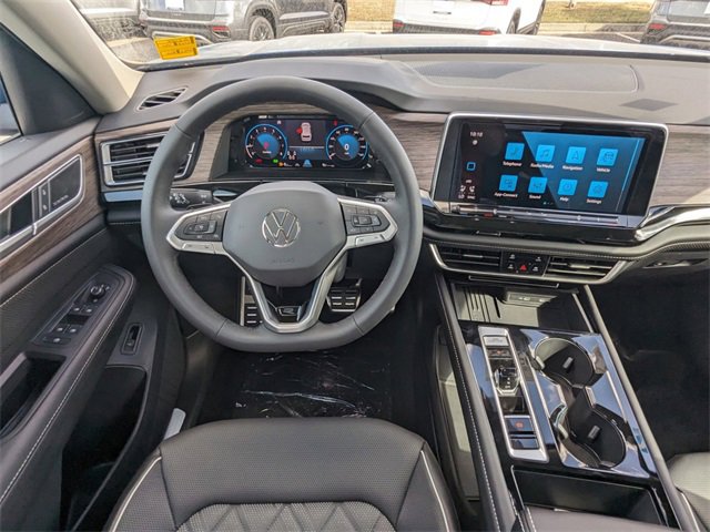 Vehicle image 11 of 37