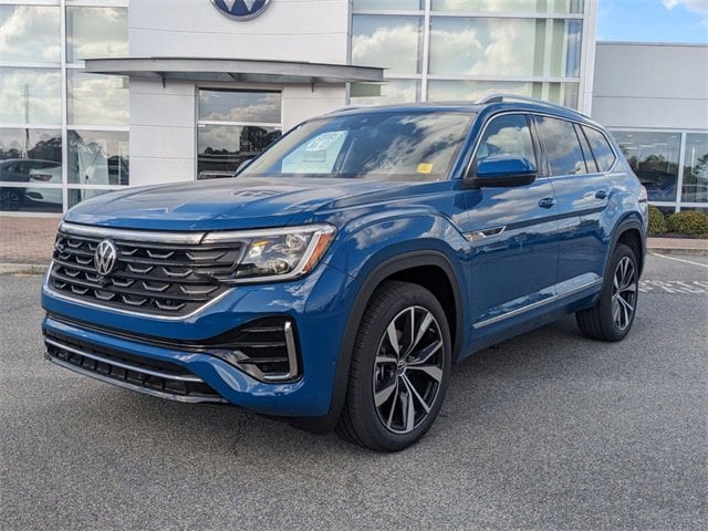 Vehicle image 2 of 37