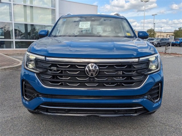 Vehicle image 3 of 37