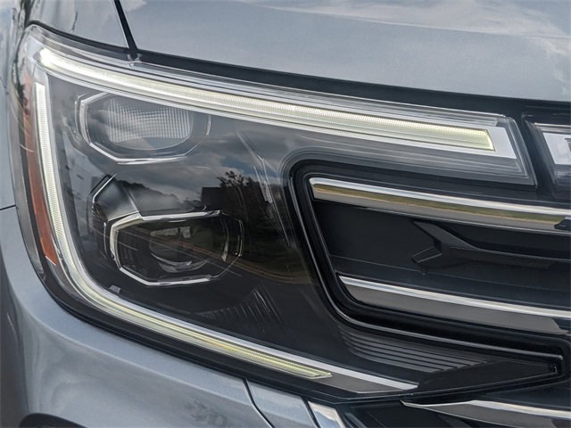 Vehicle image 27 of 29