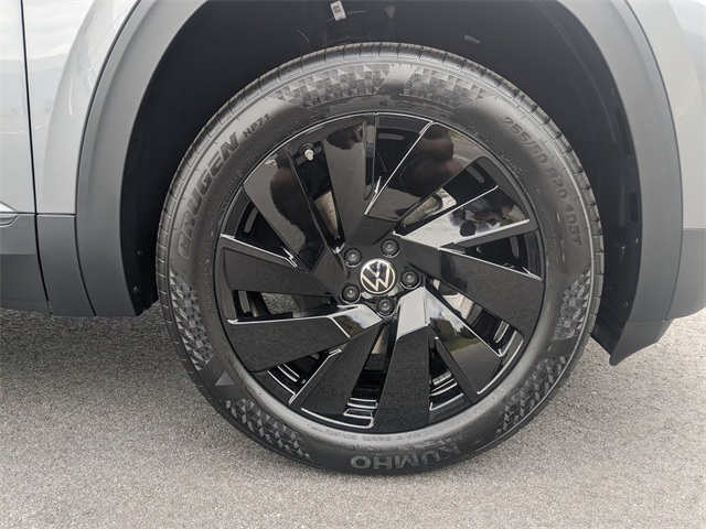 Vehicle image 9 of 29