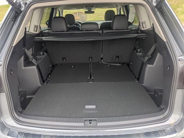 Vehicle image 10 of 29