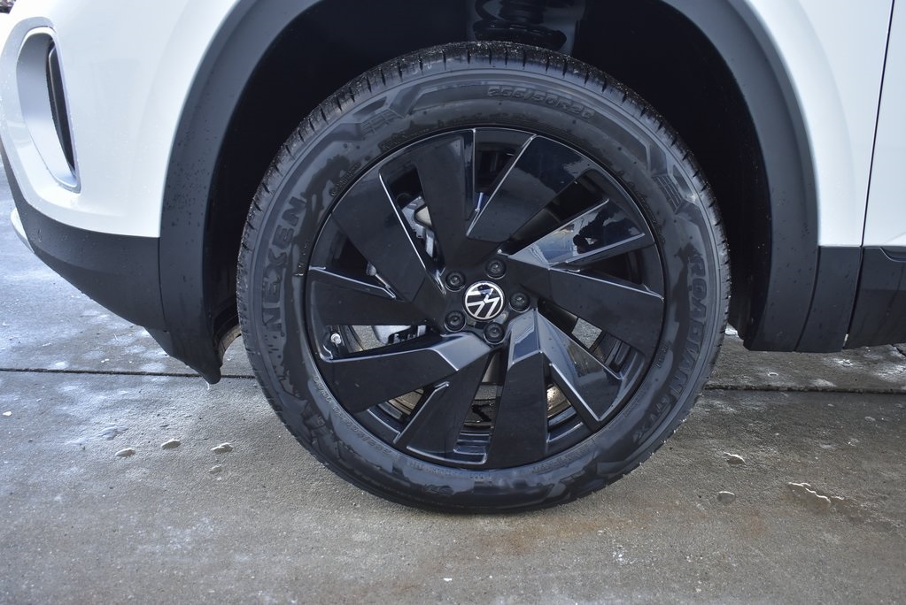 Vehicle image 20 of 20