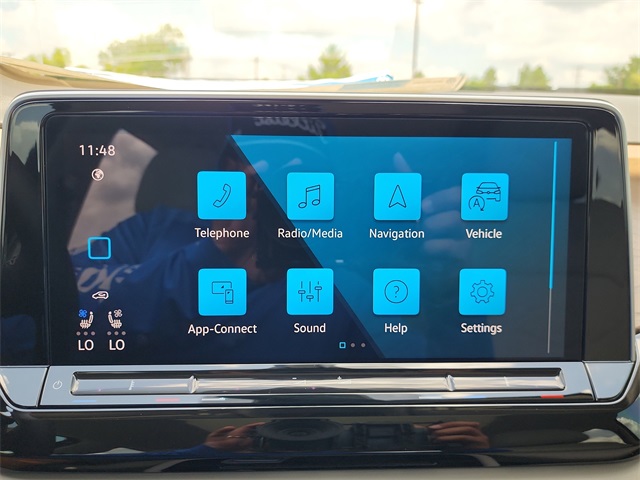 Vehicle image 20 of 28