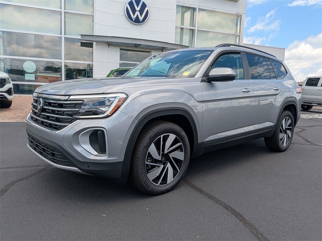 Vehicle image 2 of 36