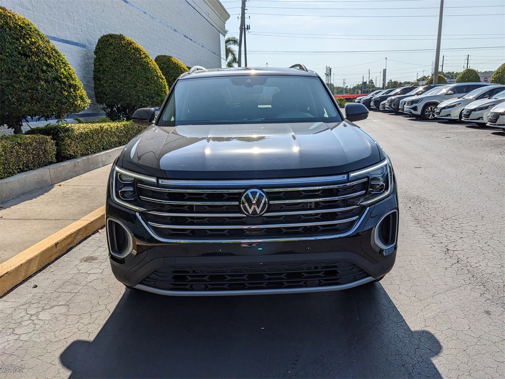 Vehicle image 20 of 26