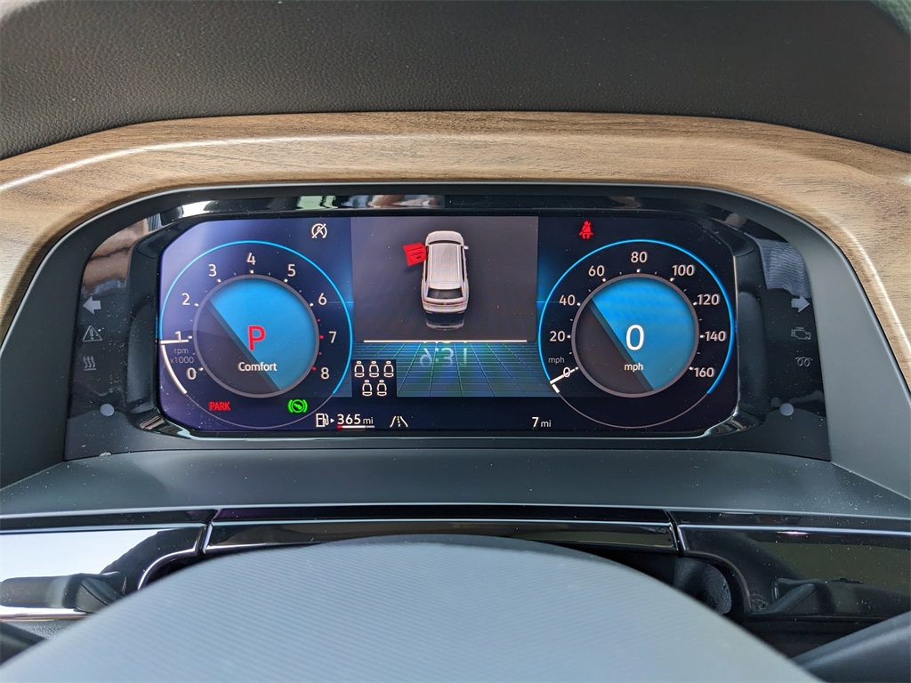 Vehicle image 14 of 26