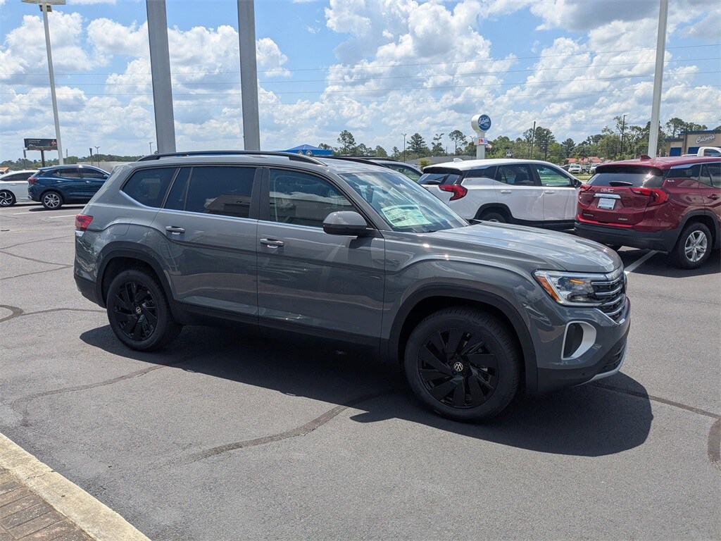 Vehicle image 3 of 35