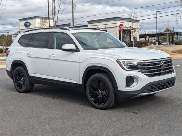 Vehicle image 3 of 31