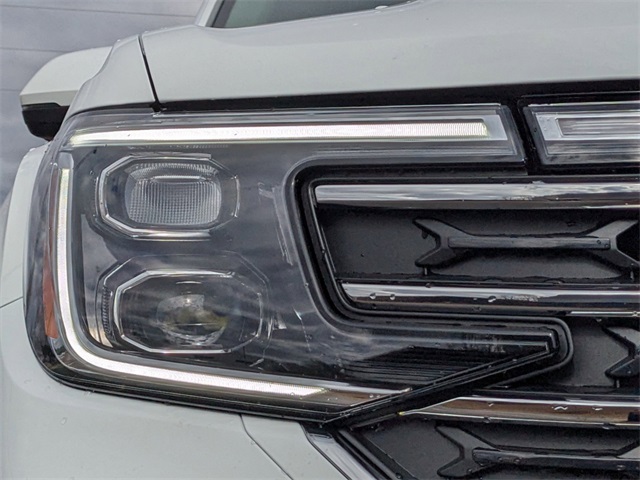 Vehicle image 9 of 31