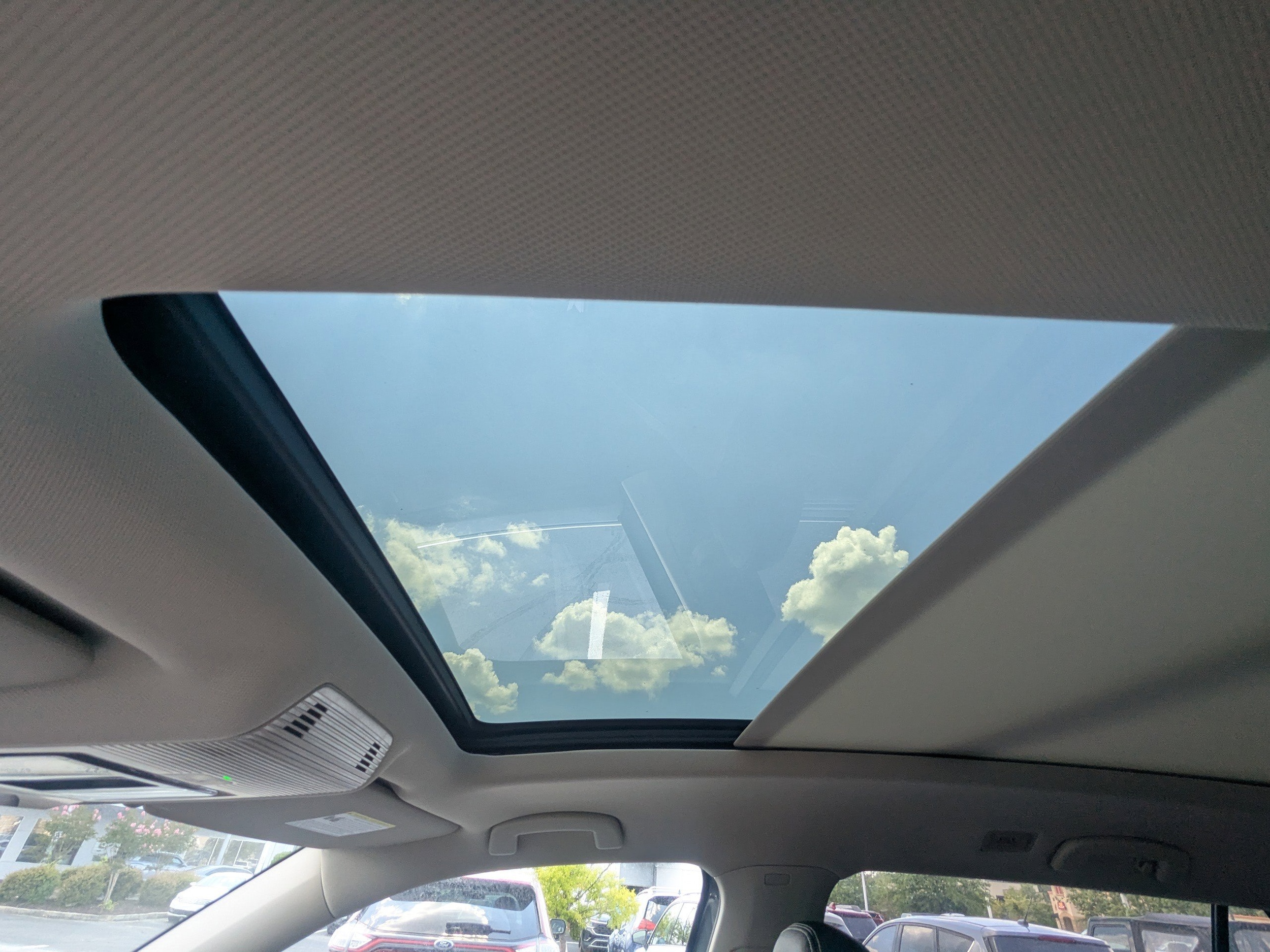 Vehicle image 15 of 37