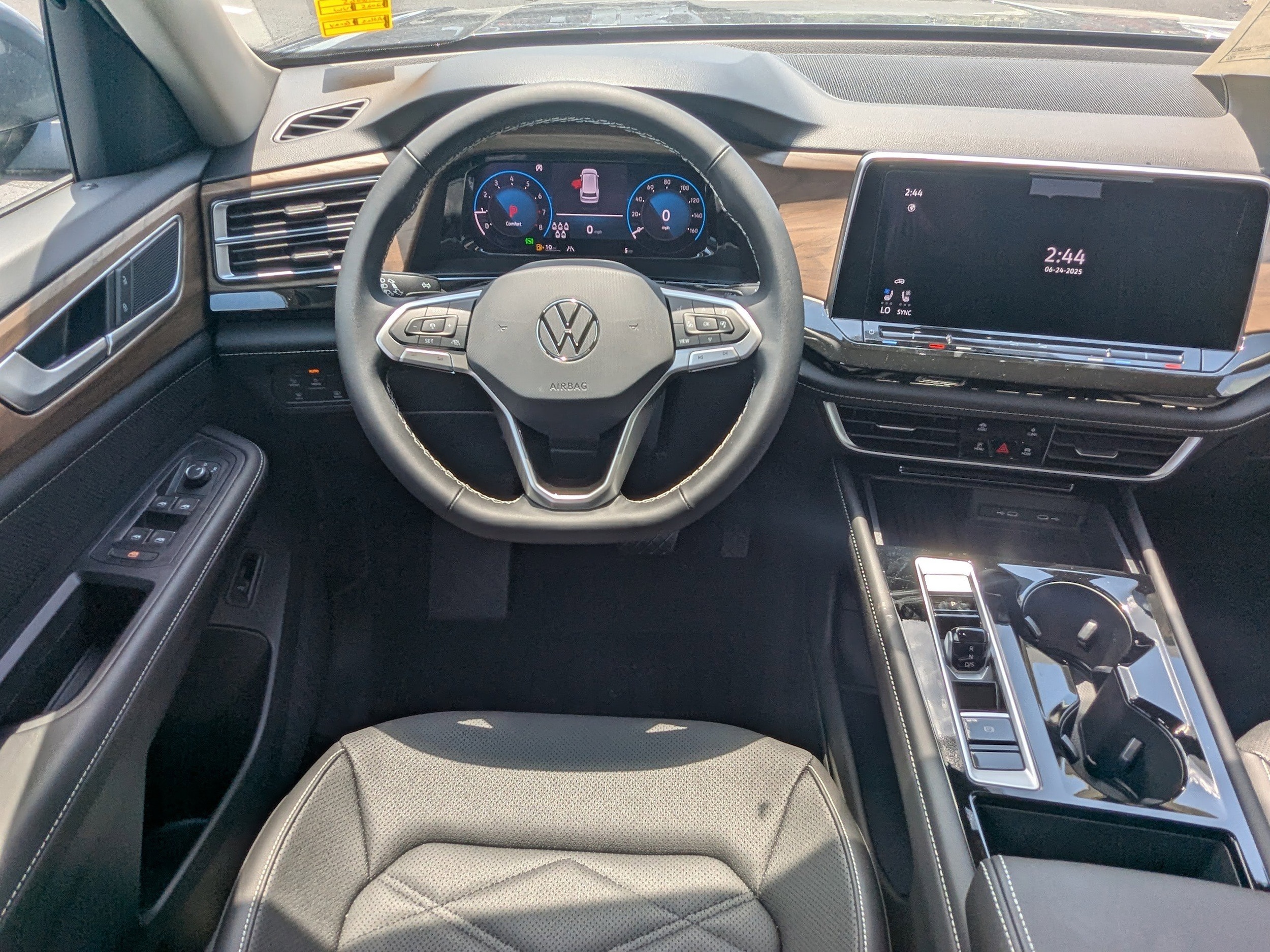 Vehicle image 12 of 37