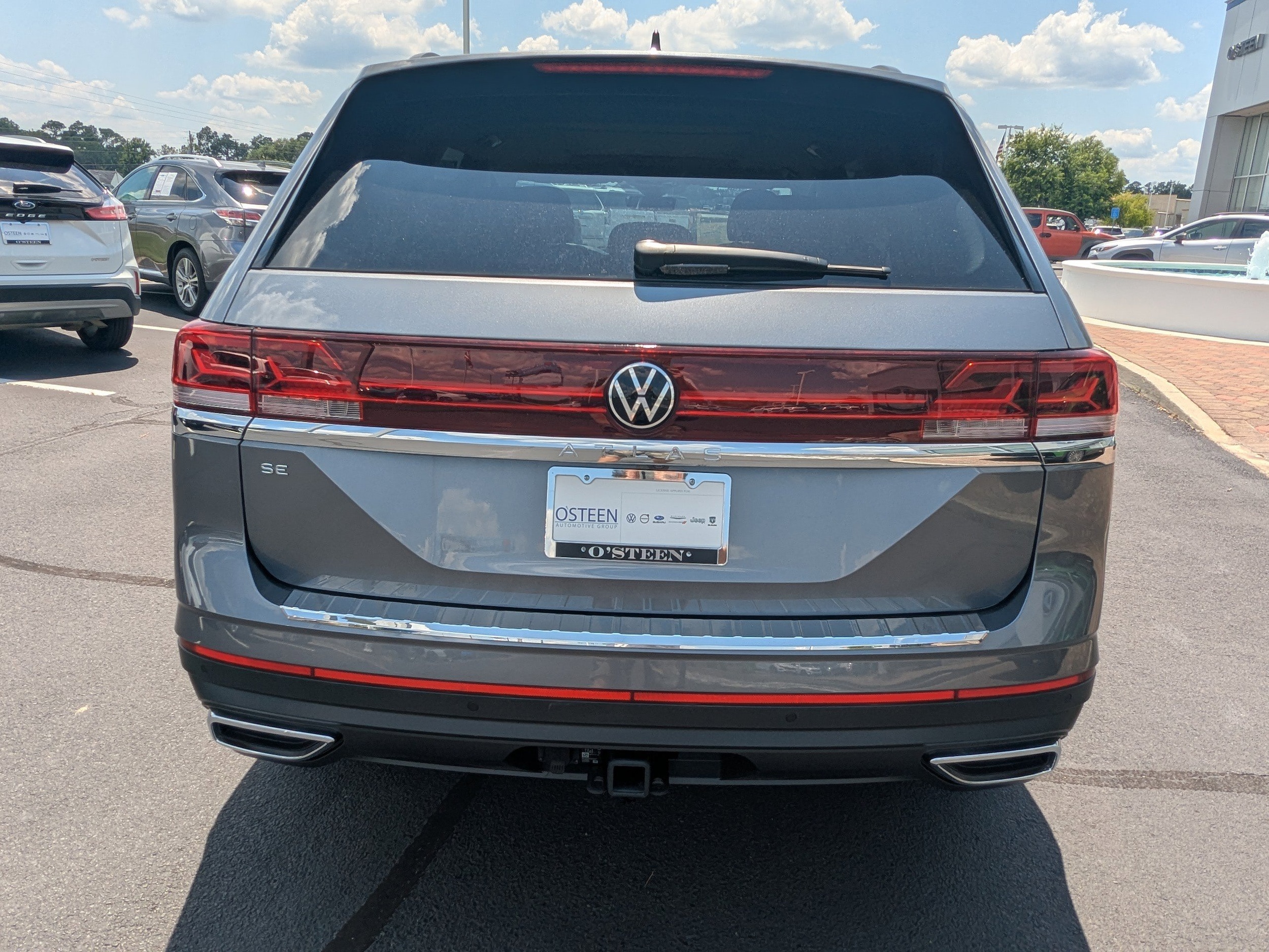 Vehicle image 10 of 37