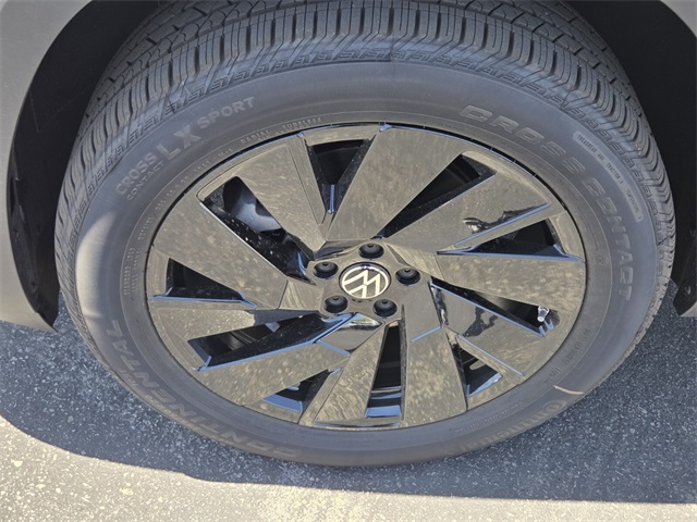 2025 Volkswagen Atlas 2.0T SE Technology Image 5 of 14