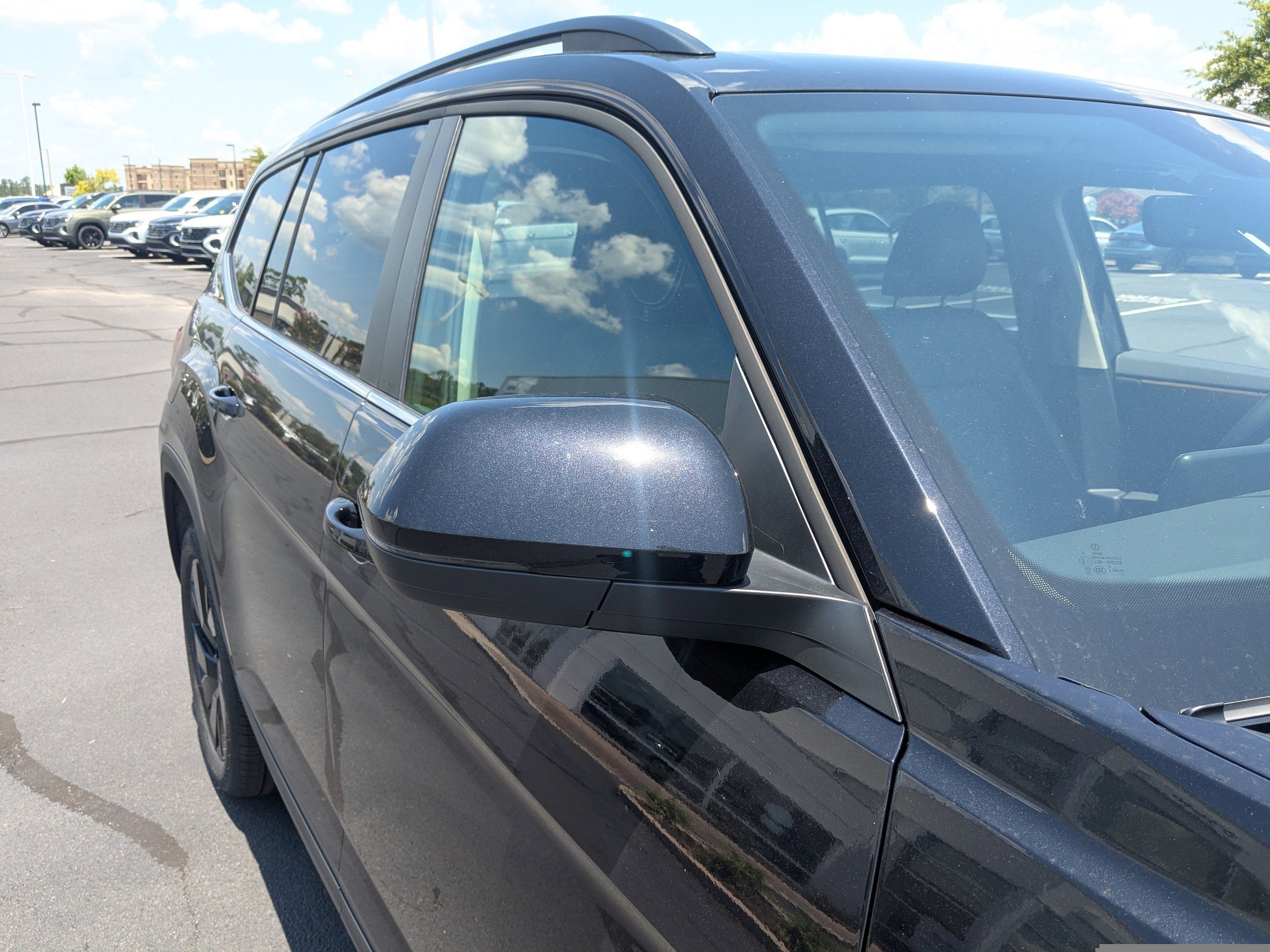 Vehicle image 14 of 36
