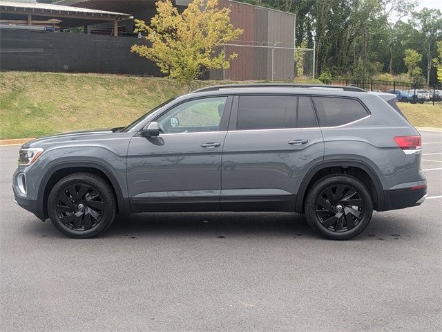 Vehicle image 8 of 30