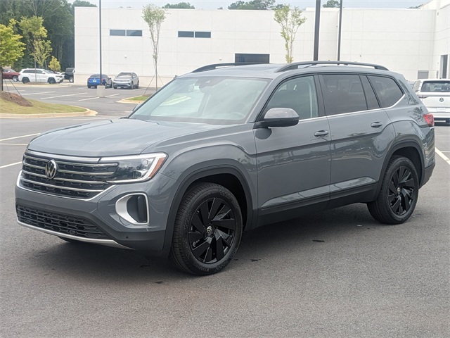 Vehicle image 1 of 30