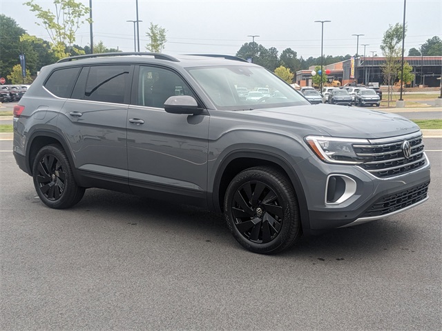 Vehicle image 3 of 30