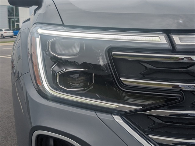 Vehicle image 9 of 30