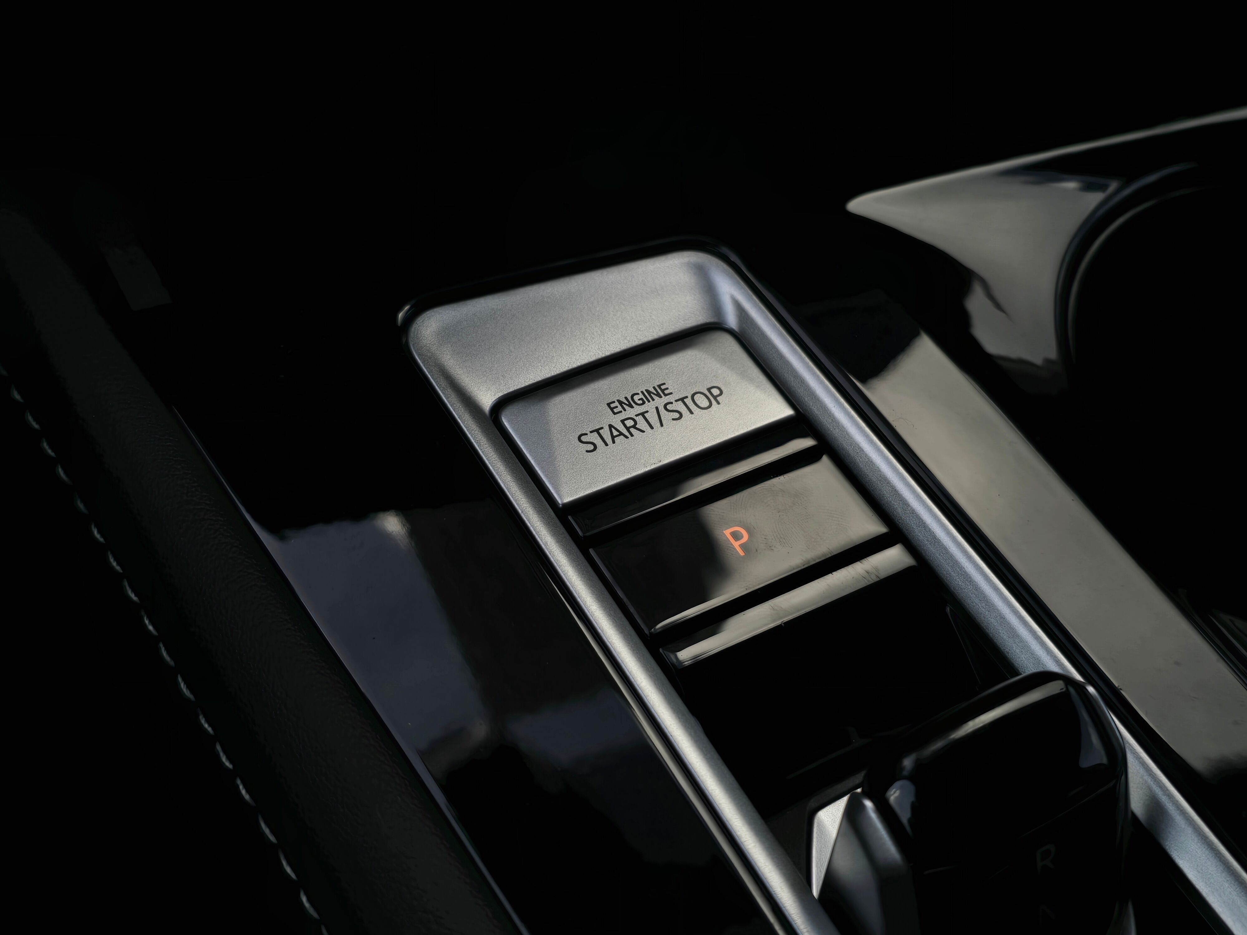 Vehicle image 15 of 42