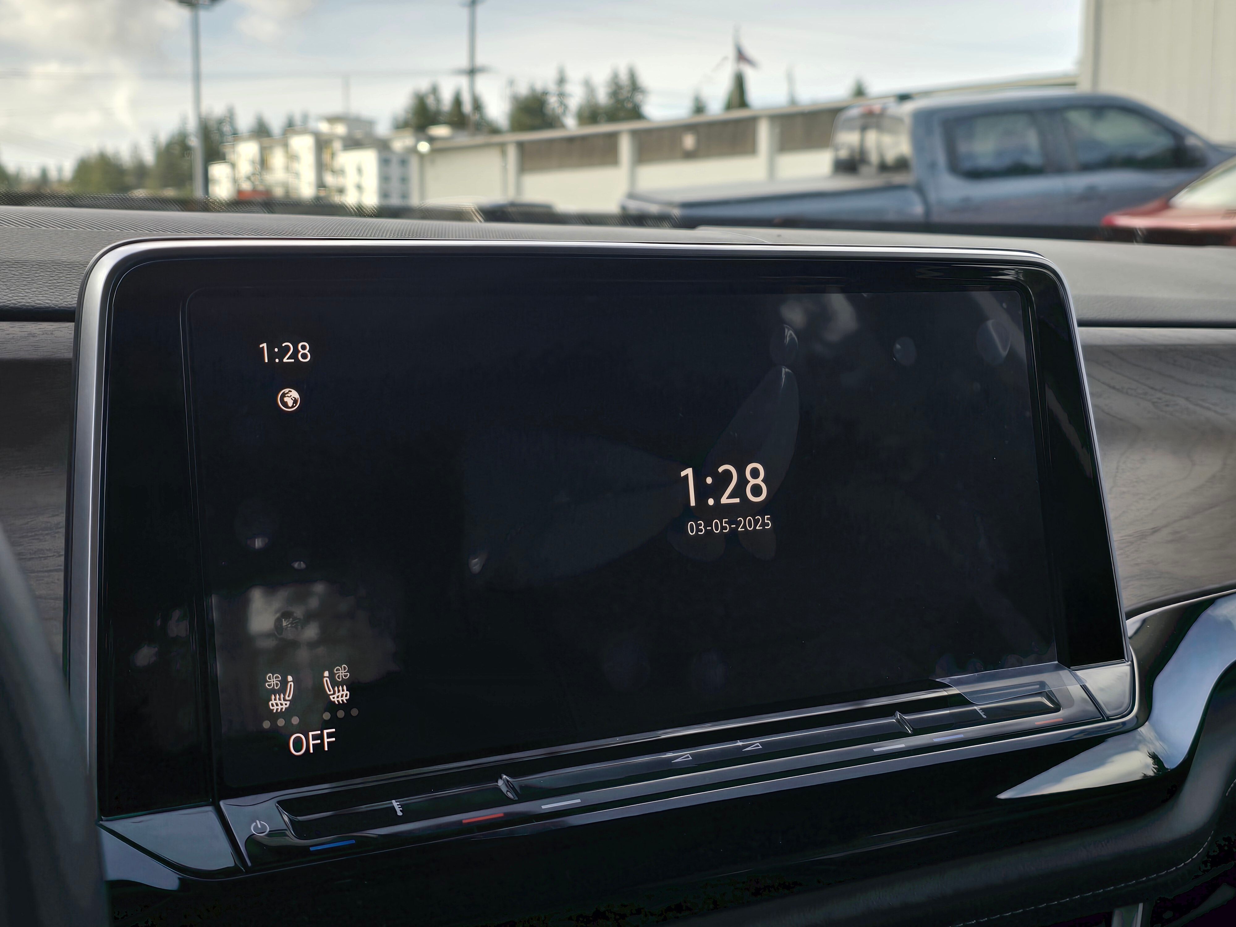 Vehicle image 11 of 42