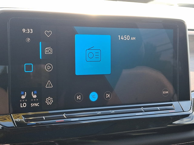Vehicle image 13 of 20