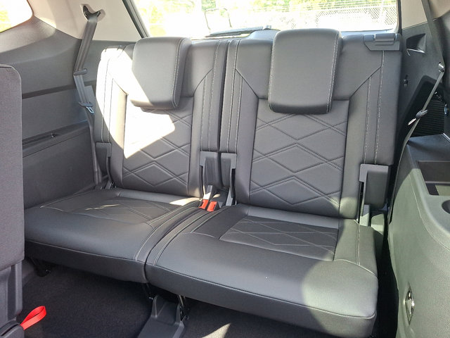 Vehicle image 7 of 20