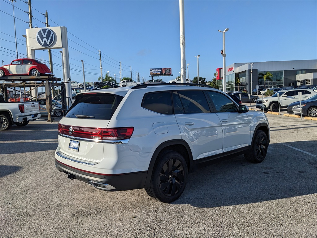 Vehicle image 5 of 25