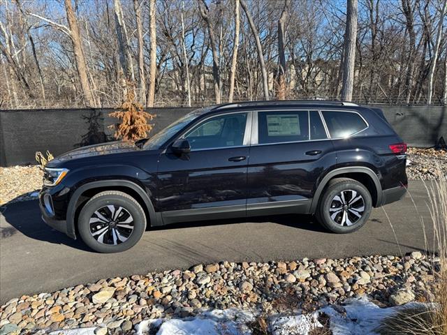 Vehicle image 2 of 41