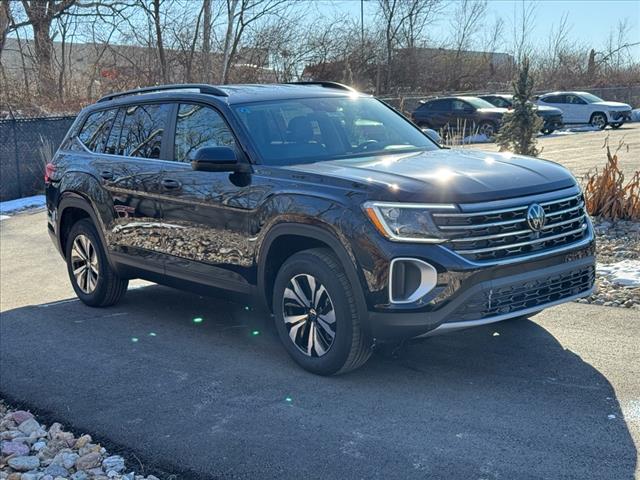 Vehicle image 4 of 41