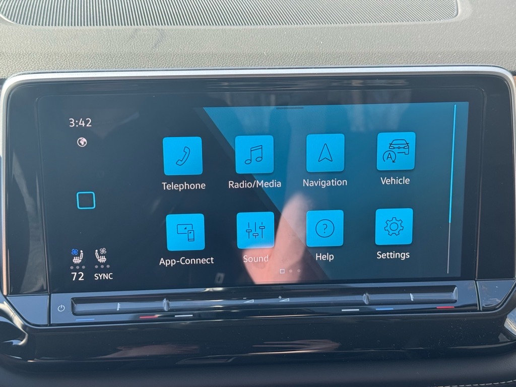 Vehicle image 29 of 35