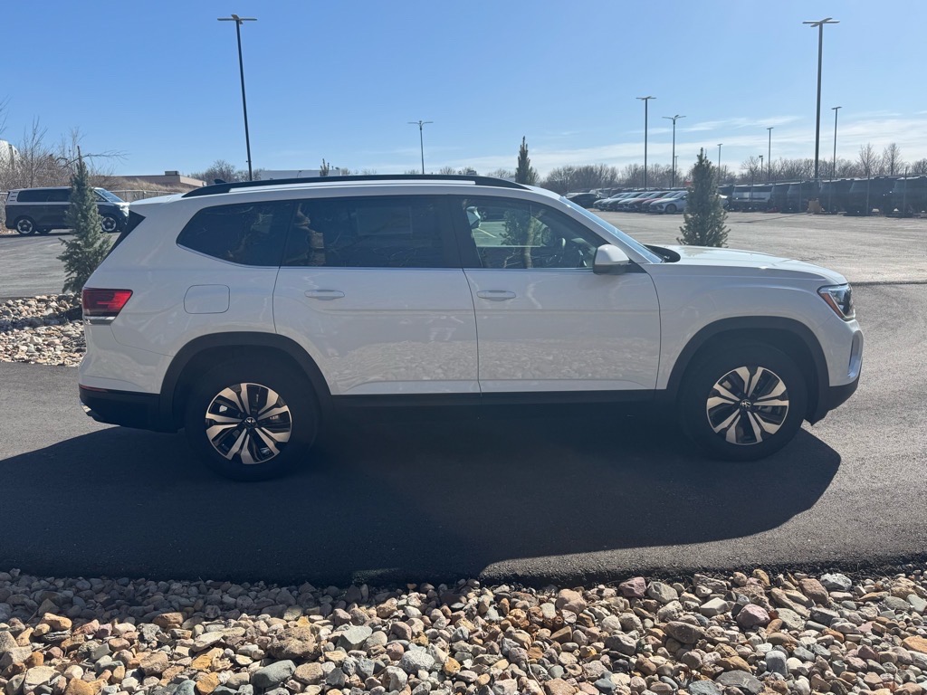 Vehicle image 4 of 35