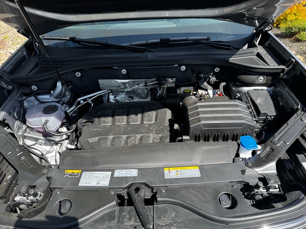 Vehicle image 10 of 36