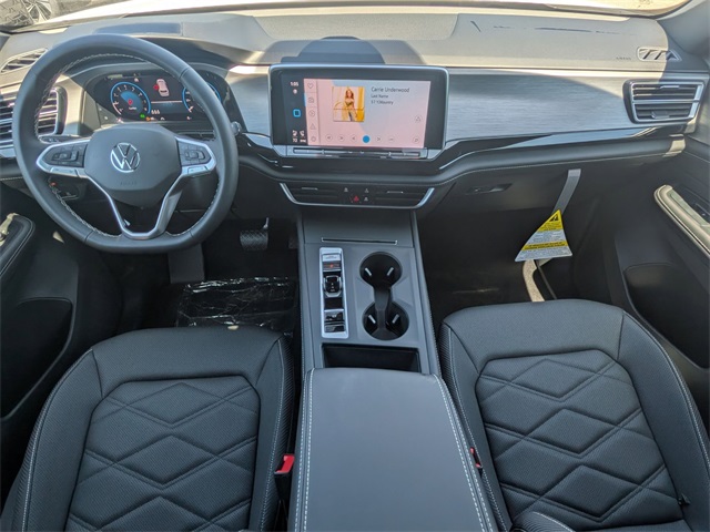 Vehicle image 12 of 26