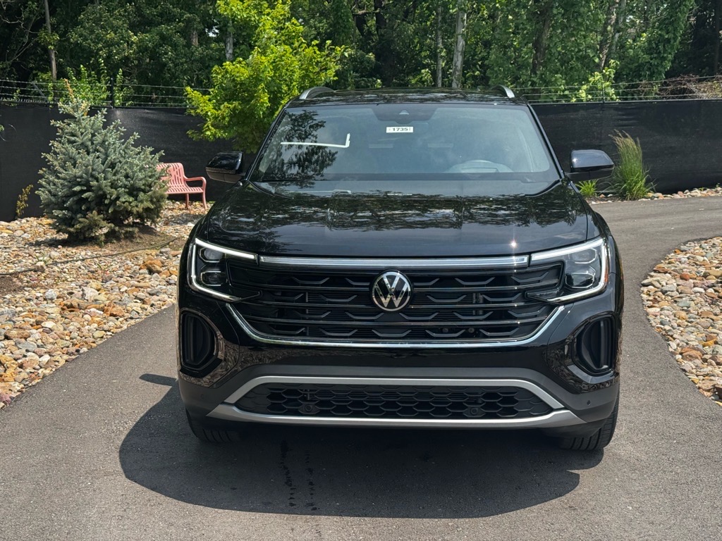 Vehicle image 2 of 42