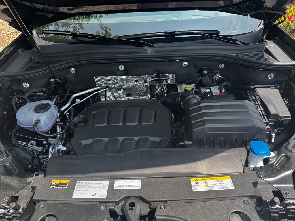 Vehicle image 9 of 42