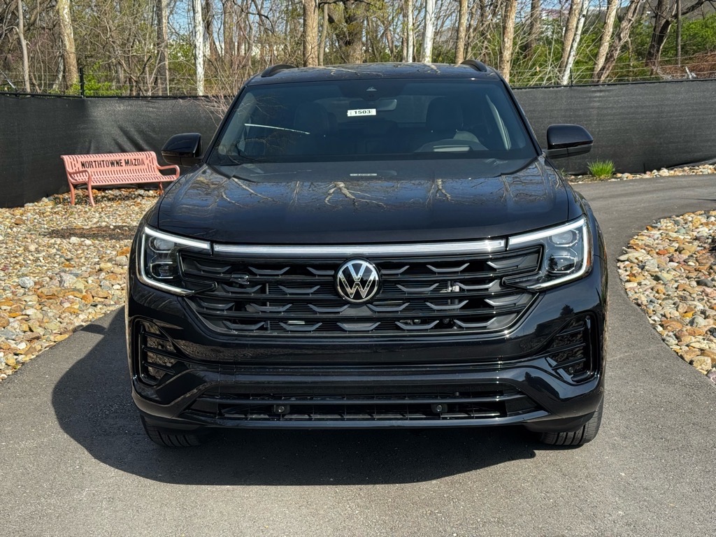 Vehicle image 2 of 42