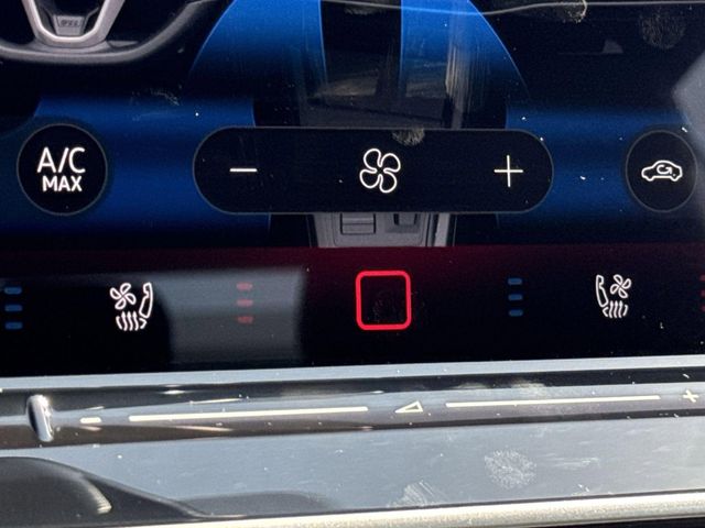 2025 Volkswagen Golf GTI SE Image 27 of 29