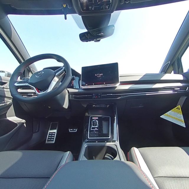 2025 Volkswagen Golf GTI SE Image 18 of 29