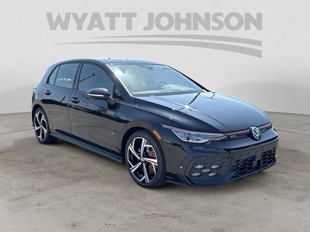 2025 Volkswagen Golf GTI SE Image 3 of 29
