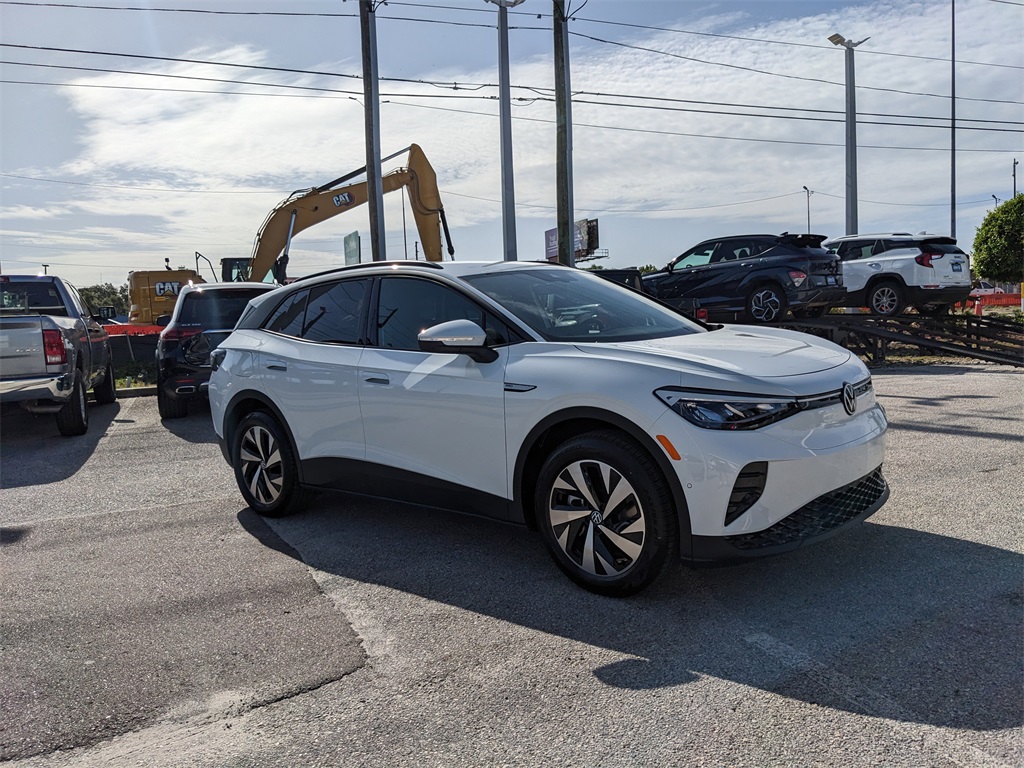 Vehicle image 4 of 29