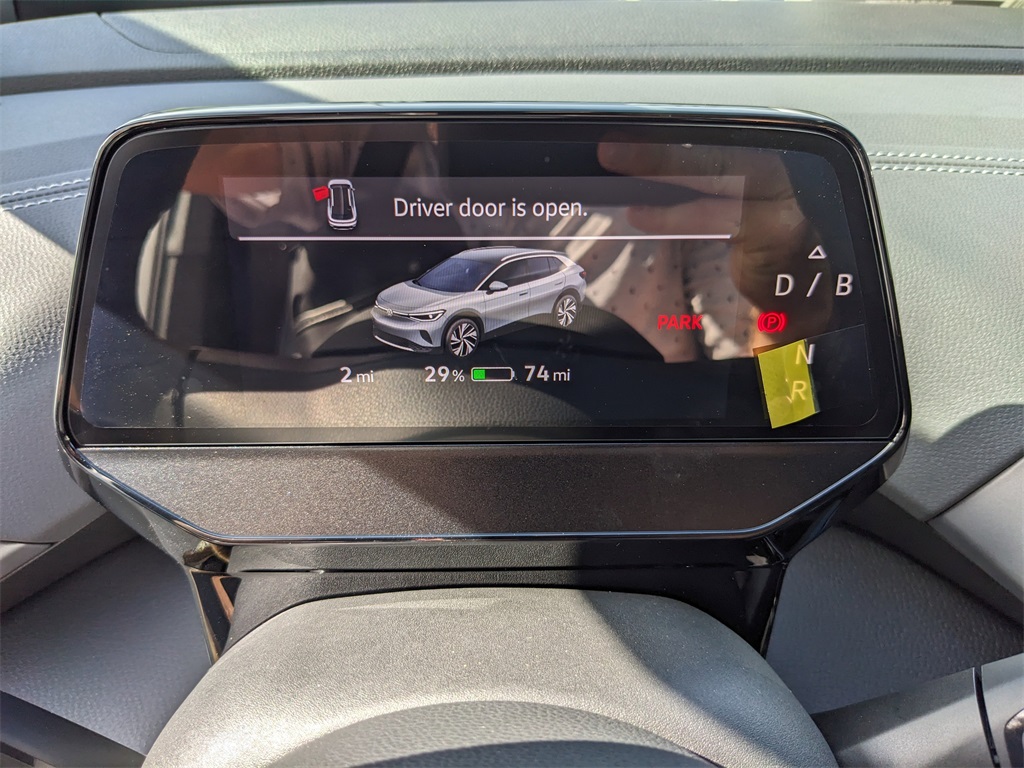 Vehicle image 18 of 29